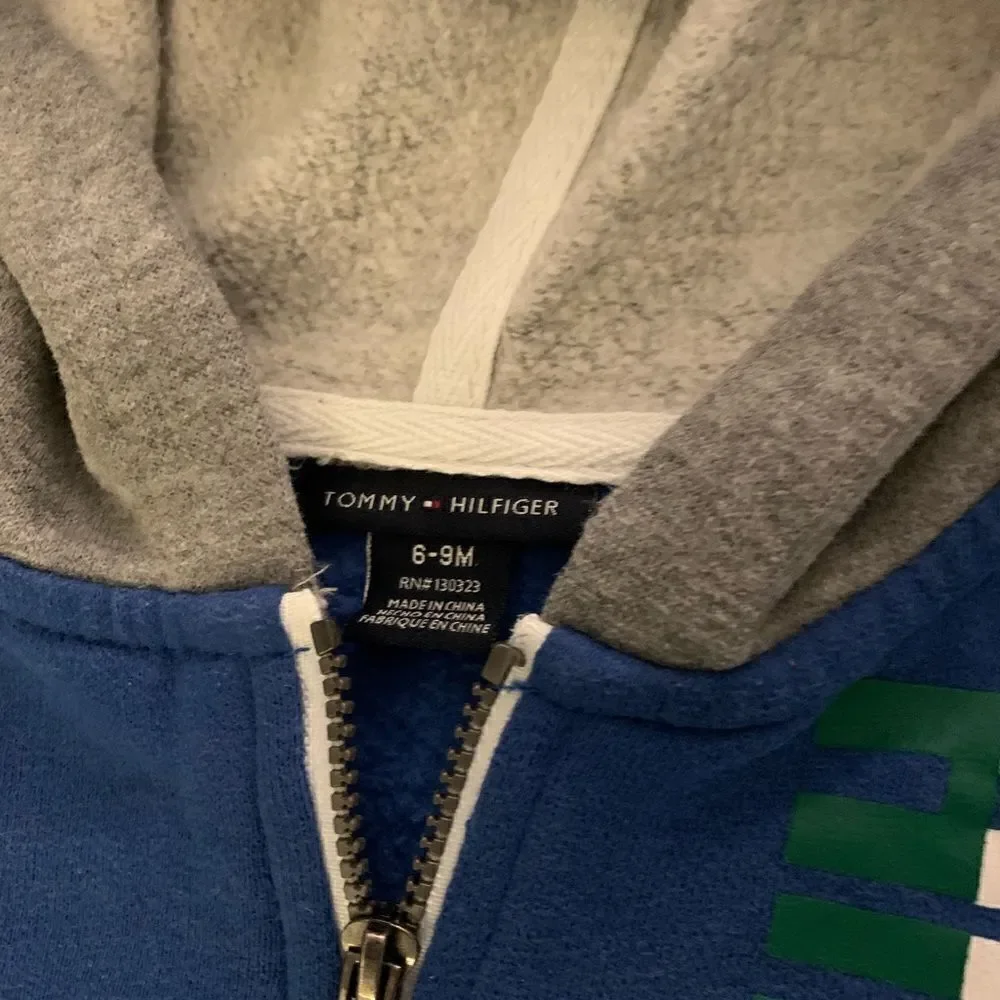 Tommy Hilfiger Baby lightweight zip-up hoodie jacket. Size: 6-9 months
